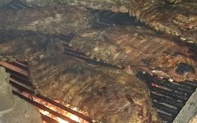 La Famosa Costillas A La Lena