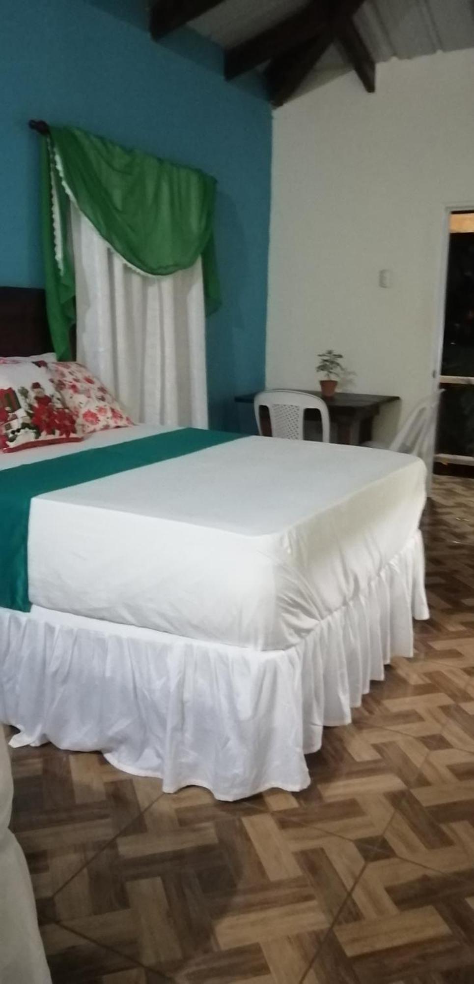 La Famosa Costillas A La Lena Jarabacoa Room photo
